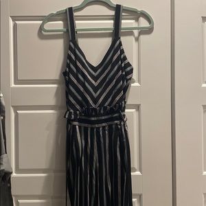 Francesca’s Jumpsuit Size Small